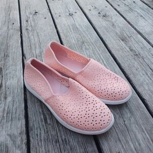 Cloudsteppers by Clarks Light Pink Slip-On Flats